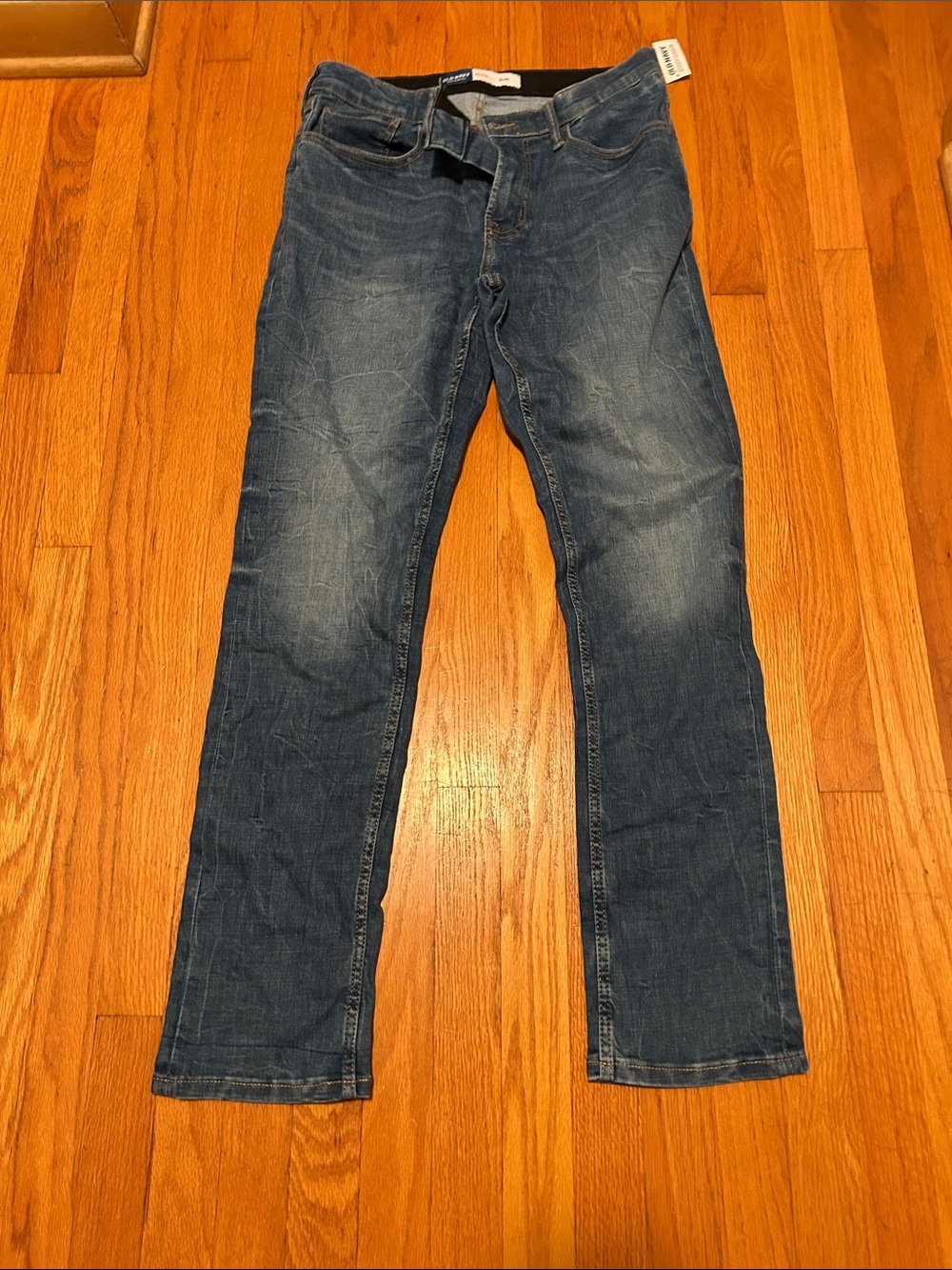 Old Navy Men's Straight Jeans in Medium Blue Wash